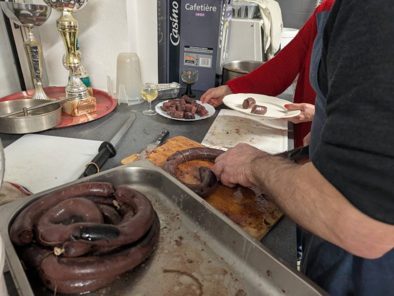 JOURNÉE DU COCHON À CHAZEAU